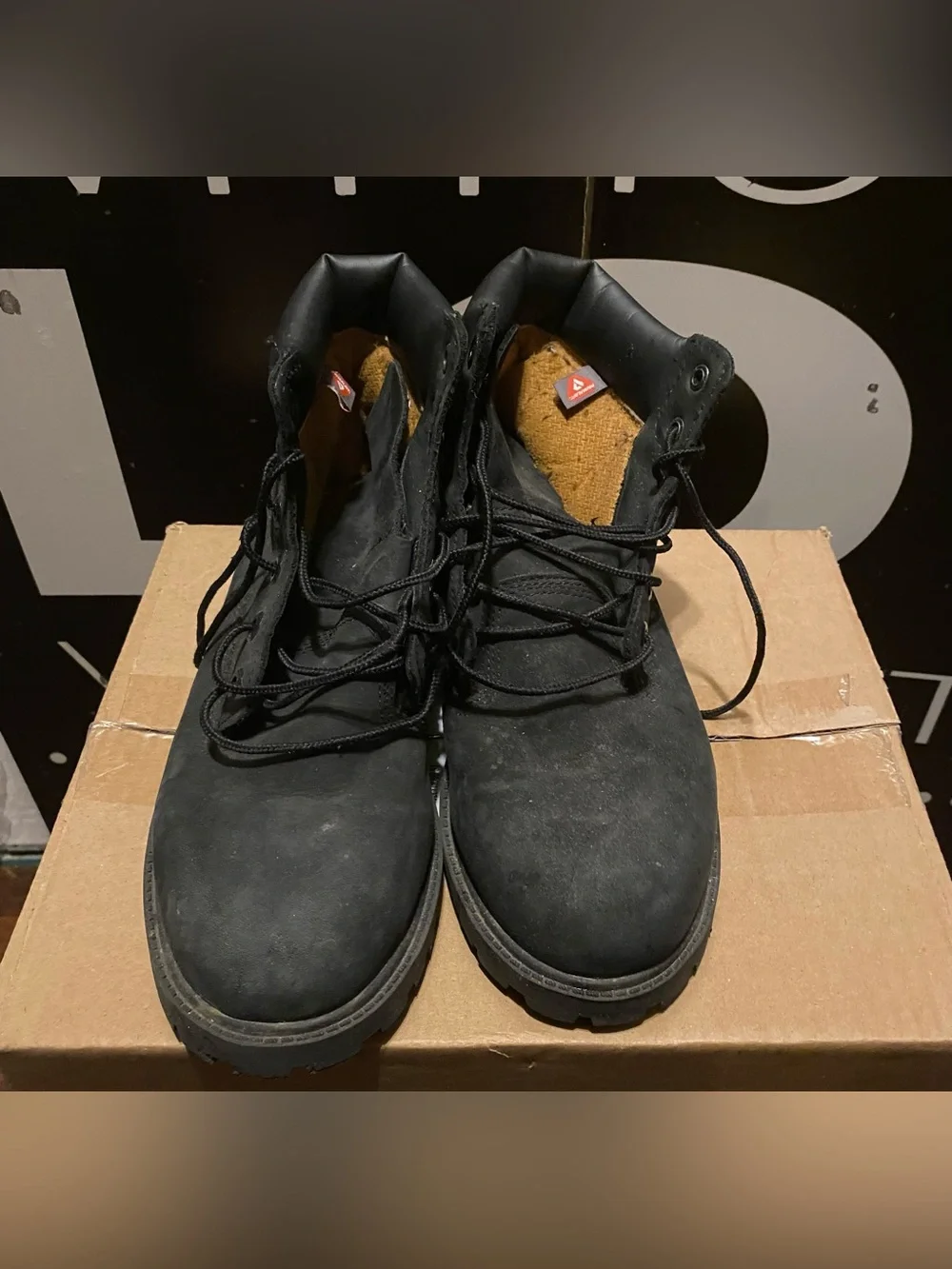 Timberland Black Kids Lace-Up Boots with Tan Lining